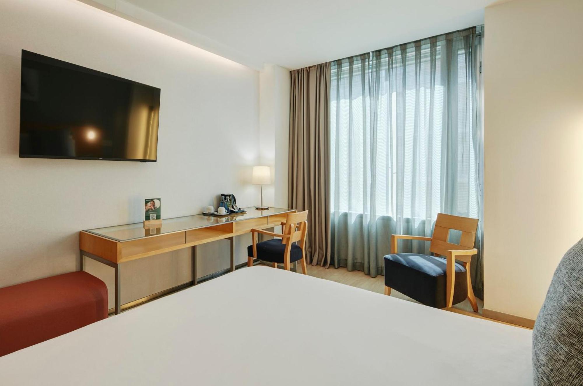 Standard Queen Room,1769489641:JPEG